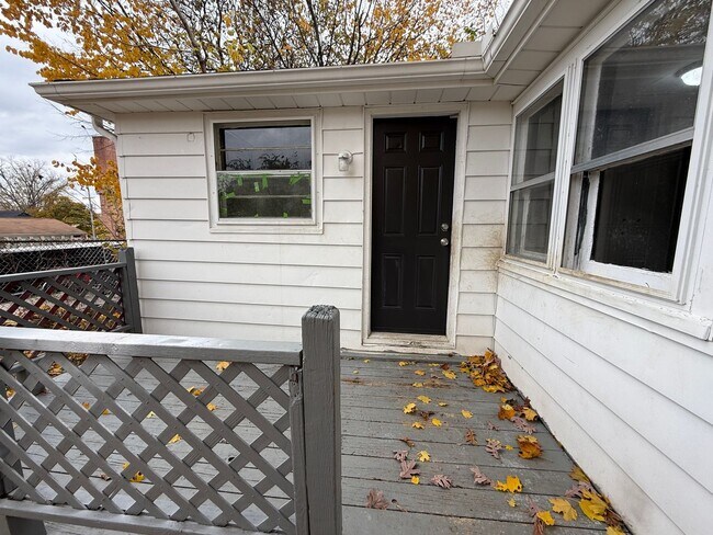 Photo - 322 W Morrell St Unit 1/2 - Rear House