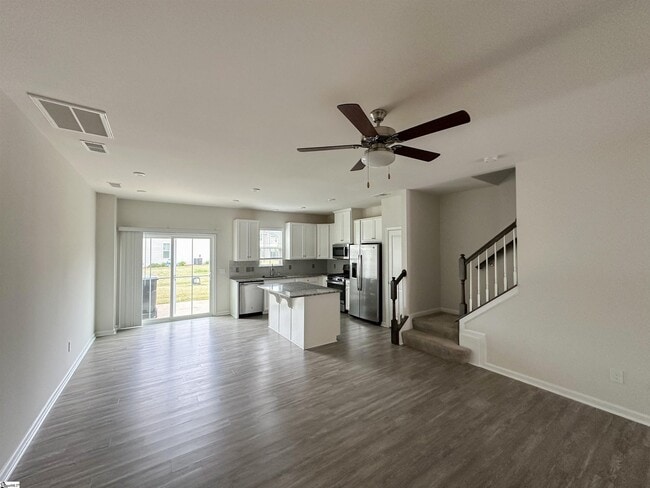 Photo - 100 McGuires Pl