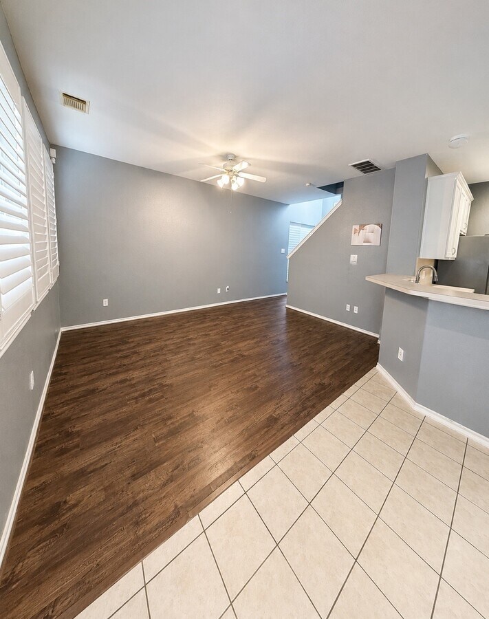 Photo - 16619 Newglen Ln