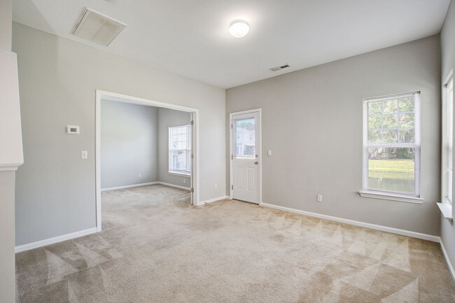 Photo - 198 Grand Oaks Dr
