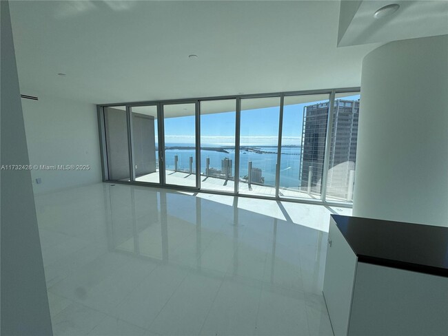 Photo - 300 Biscayne Blvd Unidad 4807 Rental