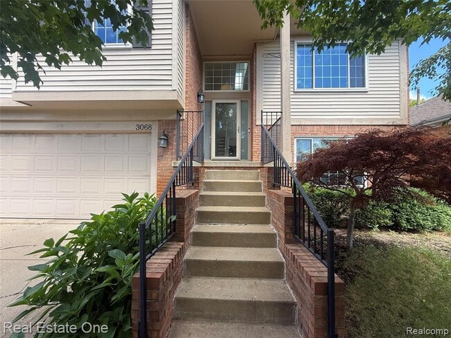 Photo - 3068 Bridlewood Dr