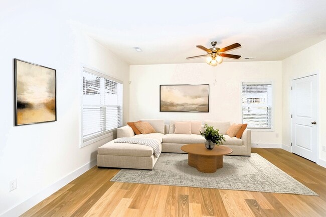 Photo - 2444 Legg Ln