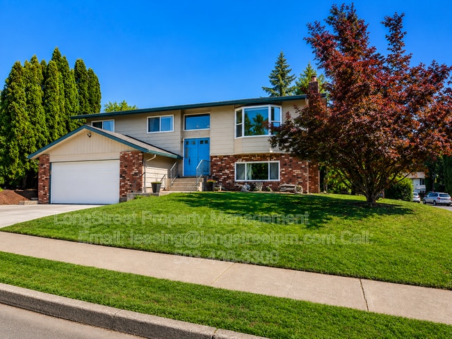 Photo - 794 SW Orchard Pl