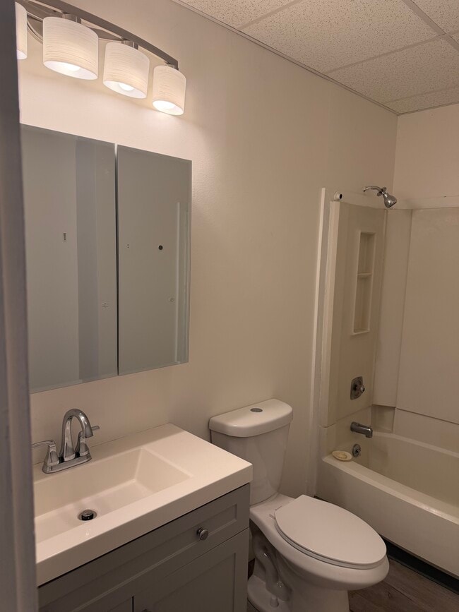 Photo - 142 Washington Ave Unit 203