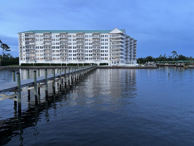 Photo - 1600 Marina Bay Dr Condo Unit 406