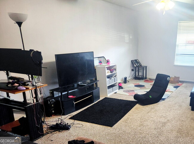 Photo - 144 Blake Ave