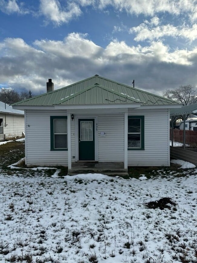 Photo - Charming 2 Bed, 1 Bath Home in Saint Anthony!