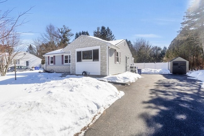 Photo - 47 Campbell Dr