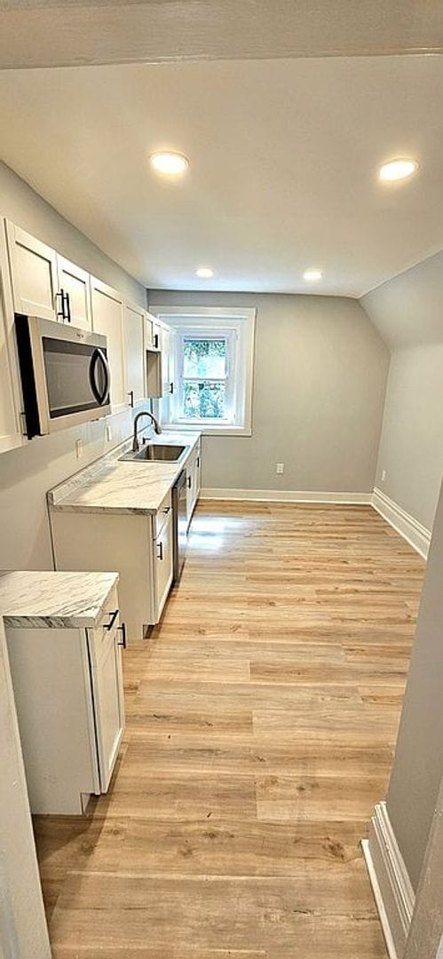 Photo - 2236 Perrysville Ave Unidad 3