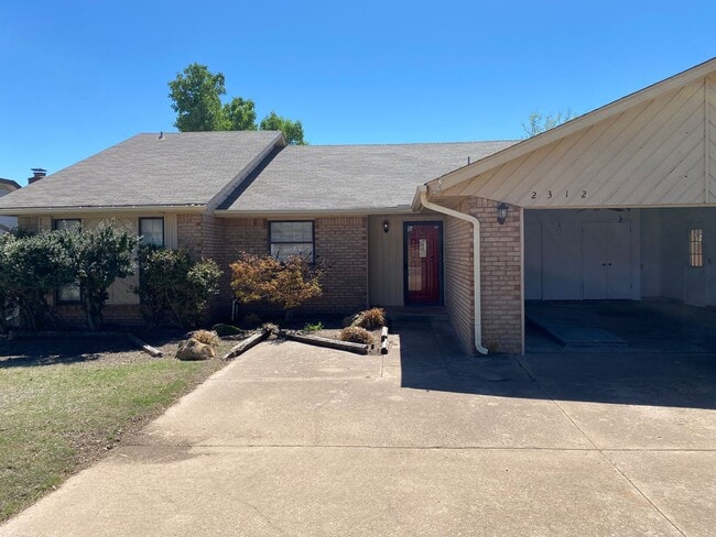 Photo - 2312 Shadowlake Dr