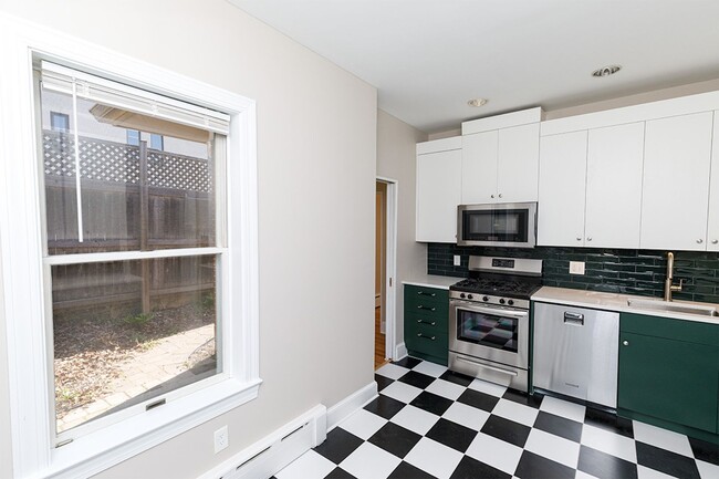 Photo - 1525 Elliot Pl NW