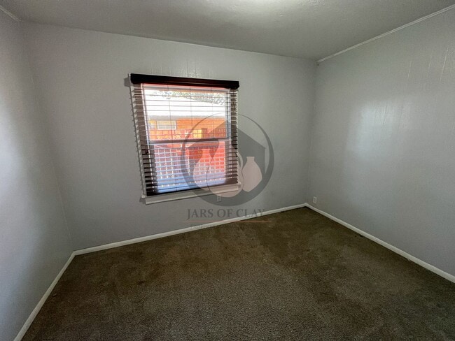 Photo - Classic Craftsman Charm in Central Salem! Versatile 5-Bedroom Home