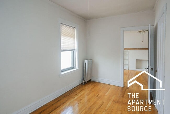 Photo - 2612 W Gunnison St Unit 2R