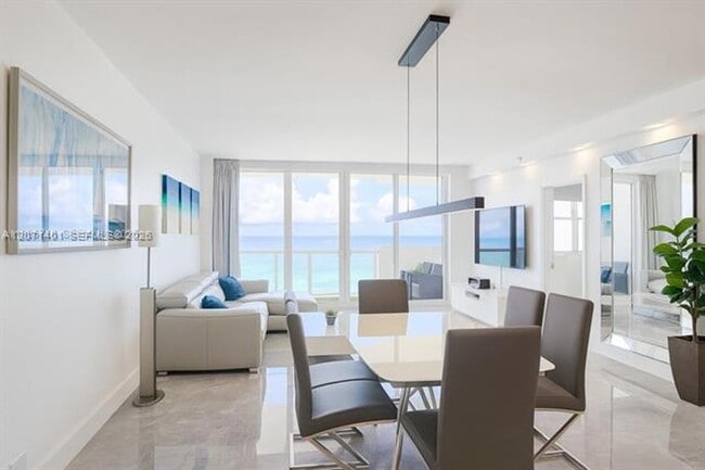 Photo - 5601 Collins Ave