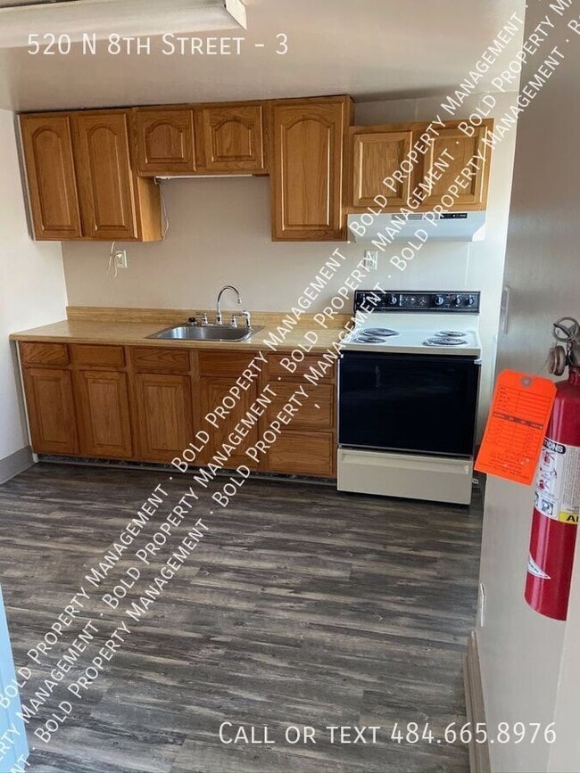 Photo - 520 N 8th St Unidad 3
