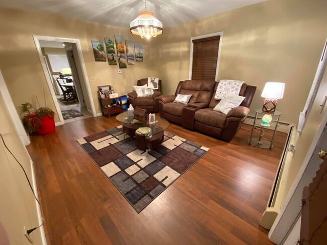 25 St Marys St Unit 102