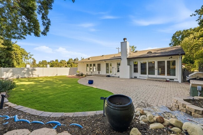 Photo - 20305 Aetna St