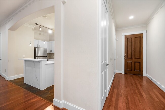 Photo - 7134 Mapleridge St Unit 3G