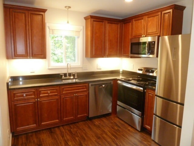 Photo - Sleek and Stylish, newly renovated 2 bedro...