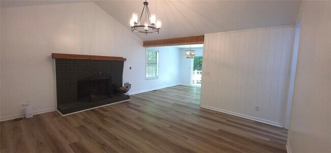 Photo - 1774 Joe Black Rd