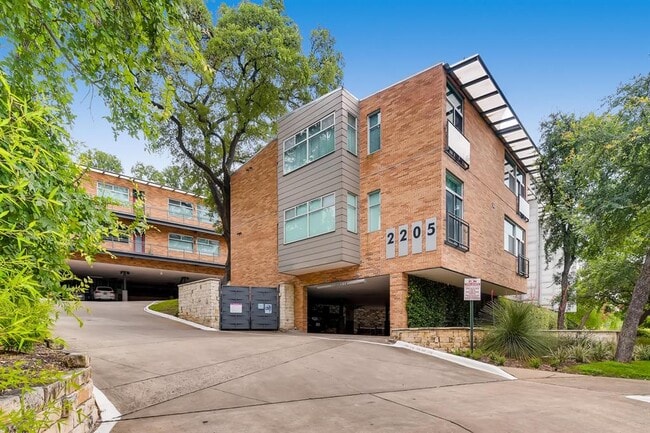Building Photo - 2205 N Lamar Blvd Unit 311
