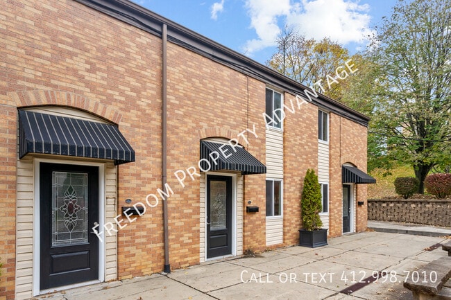 Photo - 320 Bank St Unit B