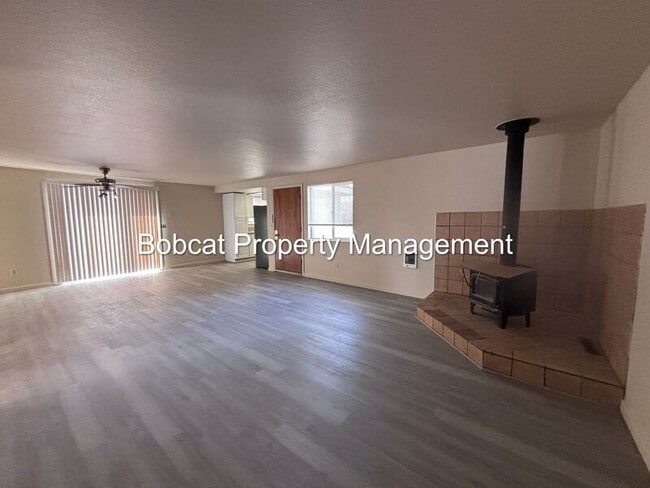 Photo - 1414 Kimmerling Rd Unit B