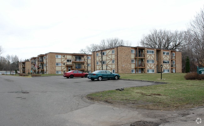 Knollwood Oaks Apartment - Knollwood Oaks Apartment