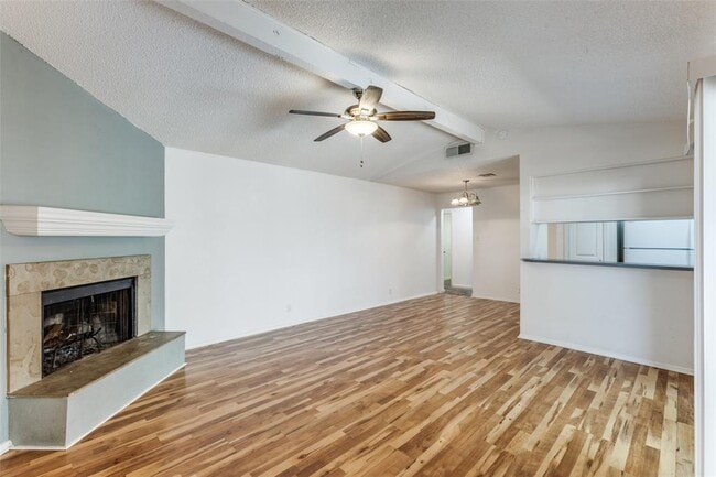 Photo - 6916 Scenic Brook Dr