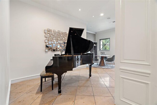 Photo - 3500 Fairmount St