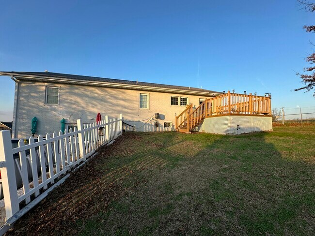 Photo - 8890 W Farm Rd 104