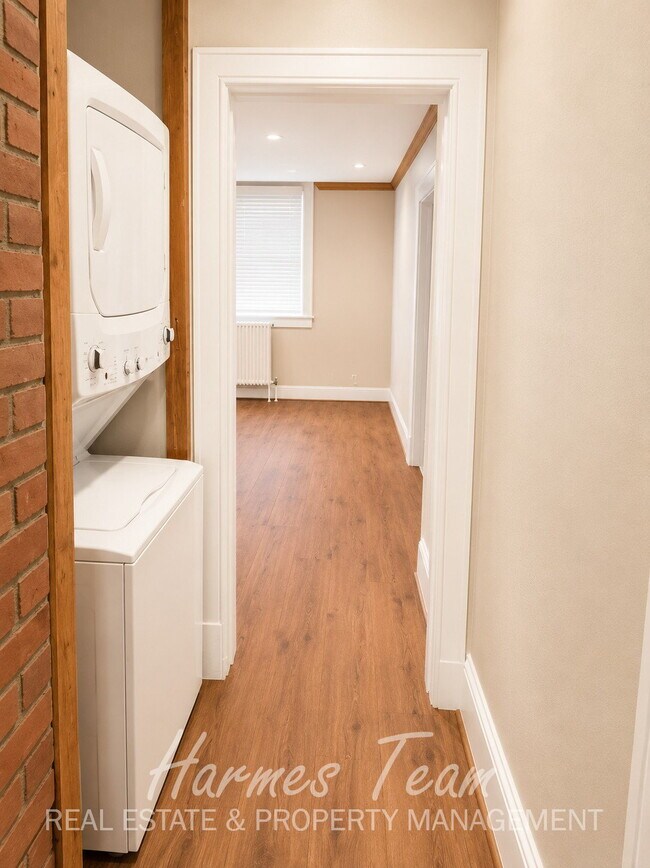 Photo - Upper-Level One-of-a-Kind 2 Bedroom 1 Bathroom Apartment Unit #3