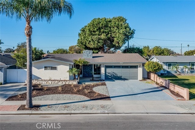 Photo - 16541 Loire Cir