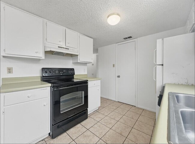 Photo - 3427 Willowrun Dr