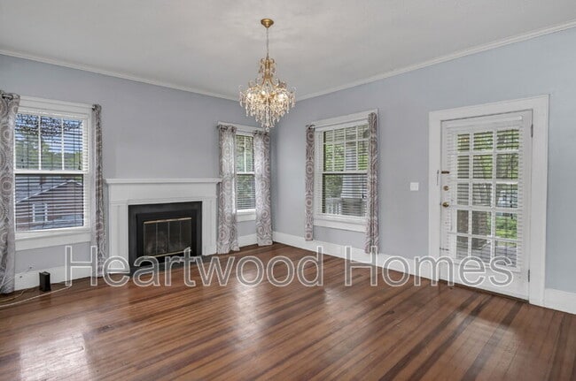 Photo - 2417 Clark St Unit B