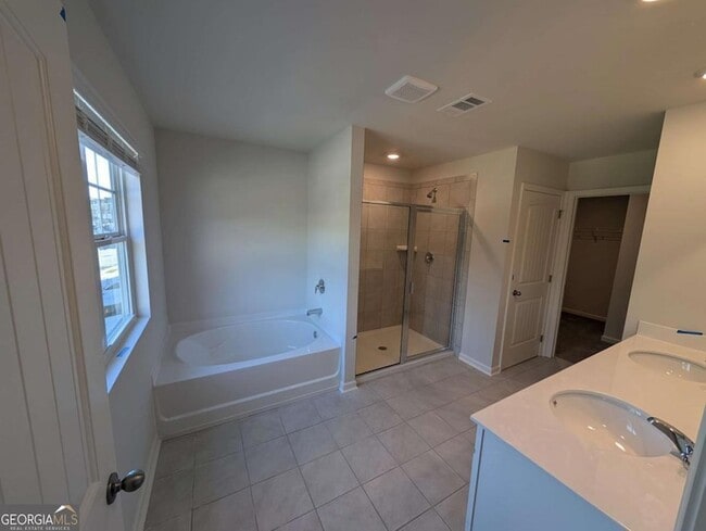 Photo - 2465 Poppy Ct