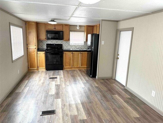 Photo - 1718 W Dumble St