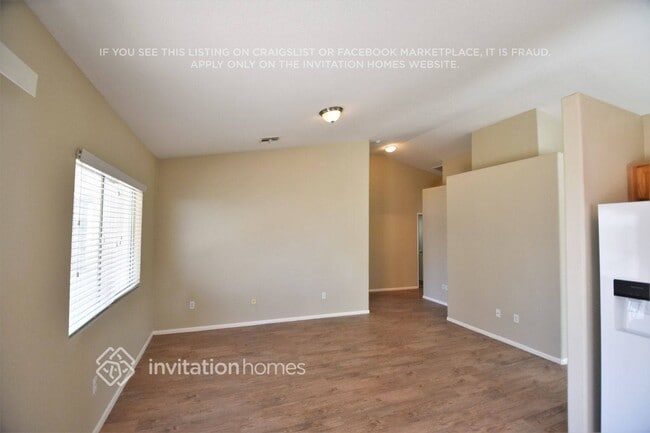 Photo - 16168 W Sherman St