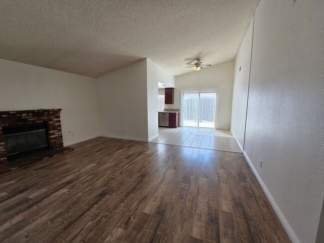 Photo - New Listing!