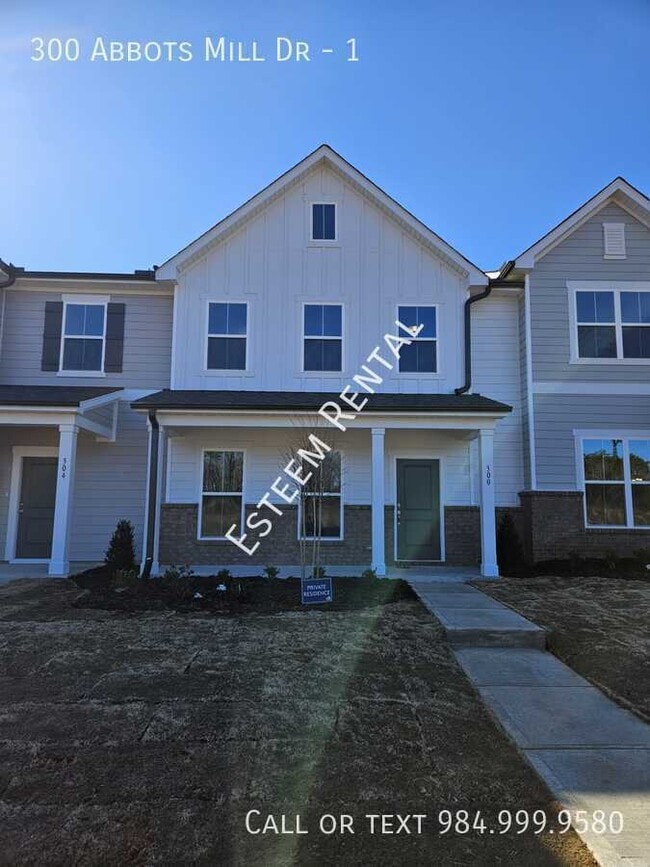 Photo - 300 Abbots Ml Dr Townhome