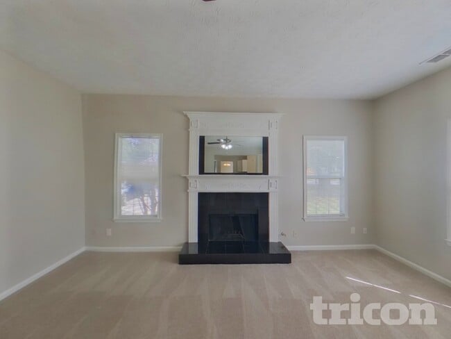 Photo - 2338 Briar Knoll Rd