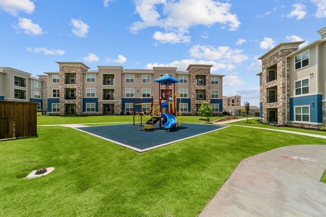 Cross Timbers Apartments