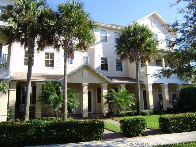 Building Photo - 335 E Thatch Palm Cir