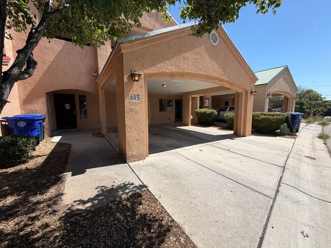Photo - 605 Benicia Ln