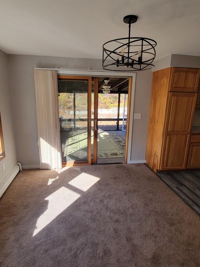 Photo - 8 Pine Tree Dr