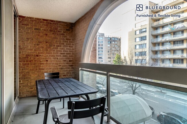 Photo - 2140 L St NW Unidad FL3-ID797