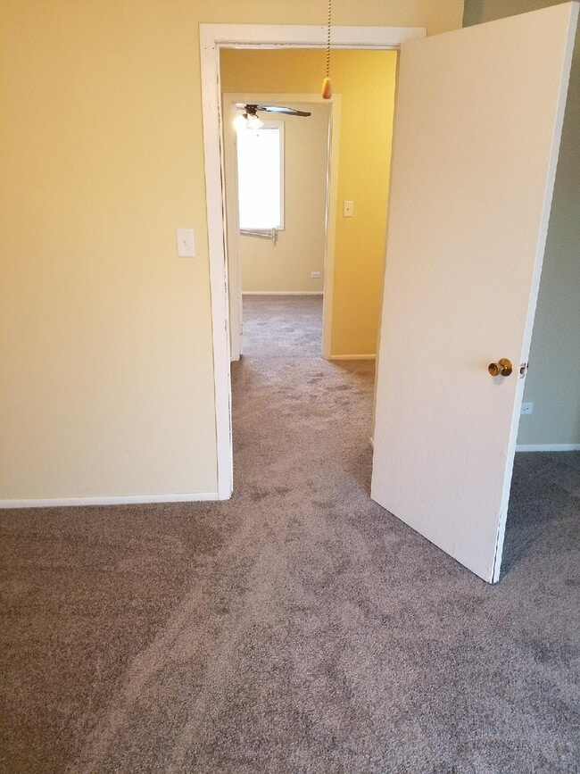 Photo - 487 Meadow Green Ln
