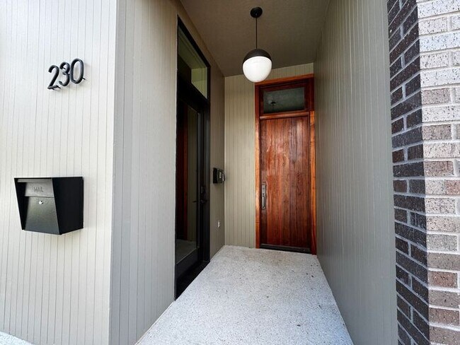 Photo - Luxury in the Heart of Huntsville