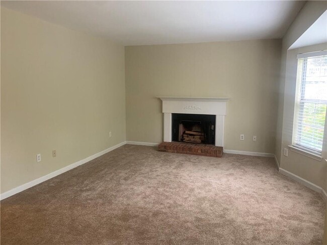 Photo - 1652 Grist Mill Dr
